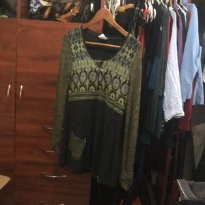 Tunic shirt or very short dress